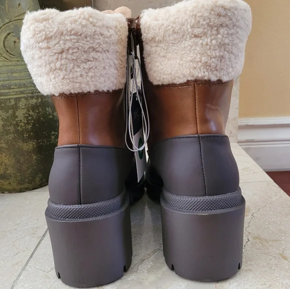NWT Universal Thread Tiffy Duck Winter Boots - Picture 5 of 12